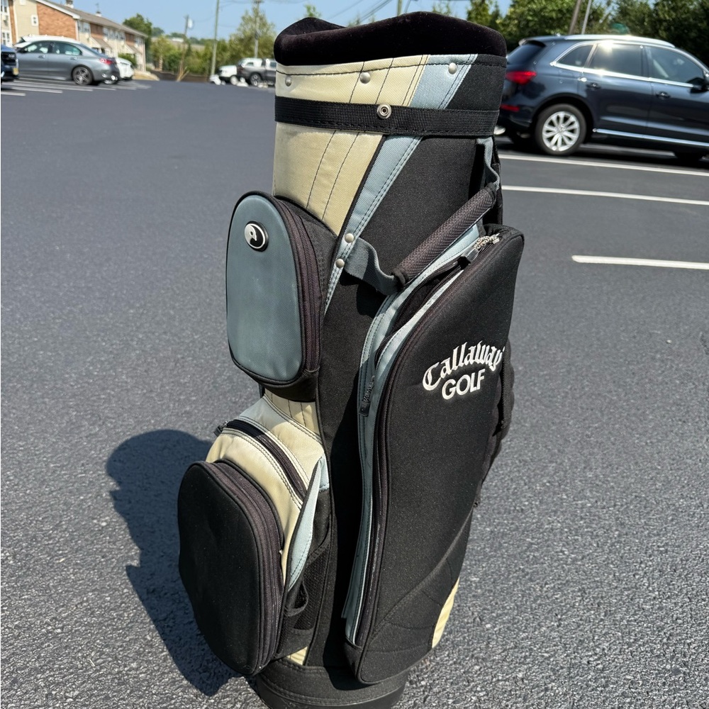 Callaway Black/Grey Golf Bag #Callaway #Golf #GolfBag